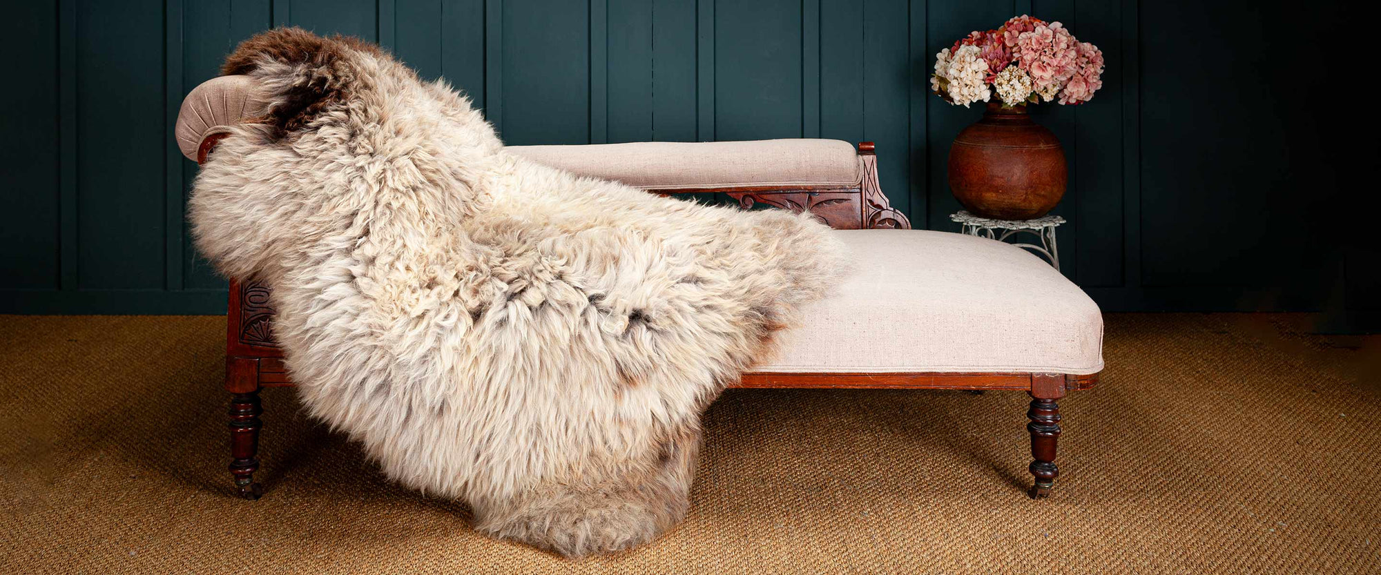 Sheepskin Rugs & Throws