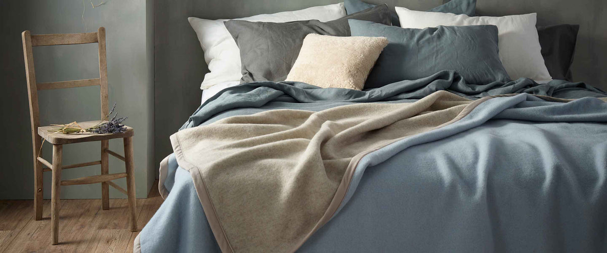 Extensive collection of top-quality traditional & contemporary bed blankets all bed sizes available, in pure natural fibres.