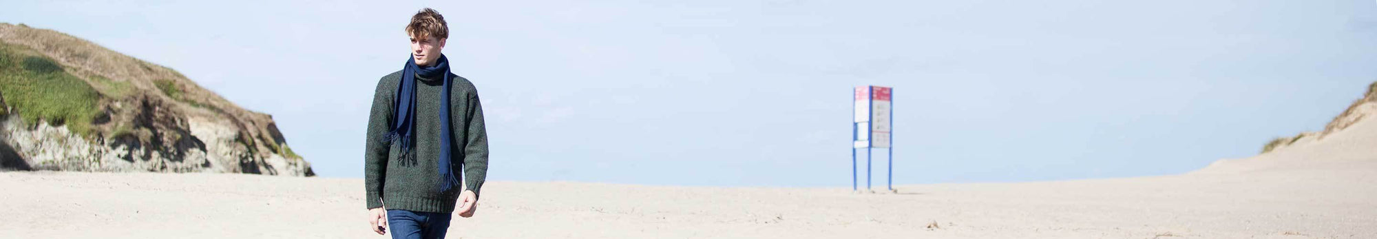 Unisex scarves for all year round, softest lambs wool, Merino wool, silk, and cashmere, are all used to create these scarves,