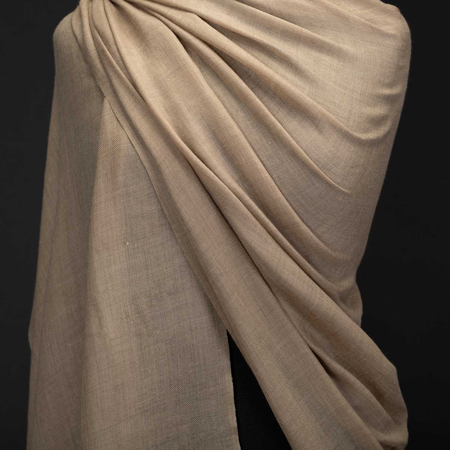 Ultrafine Ring Shawl Taupe (Sample)