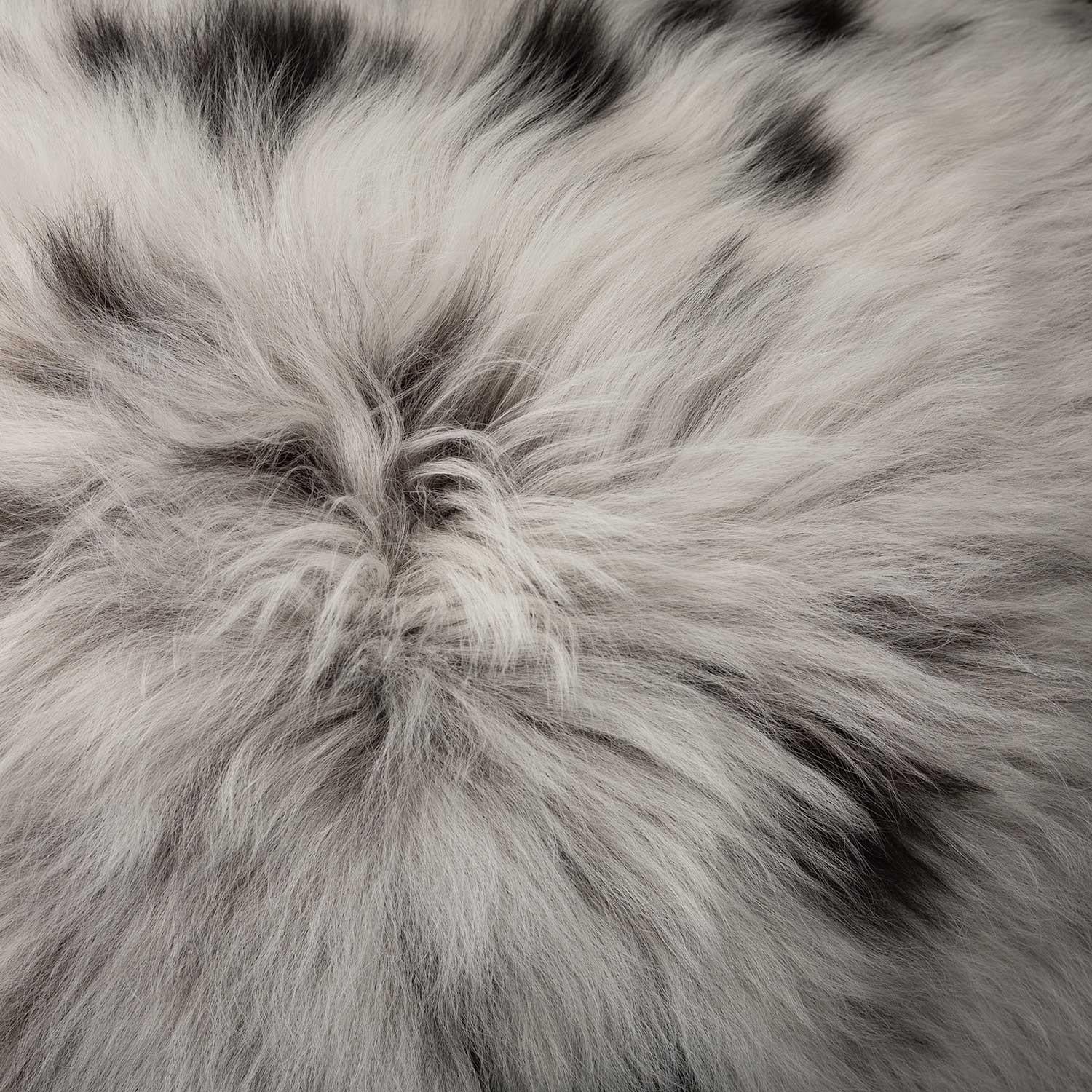Himalayan Natural Black & White Sheepskin