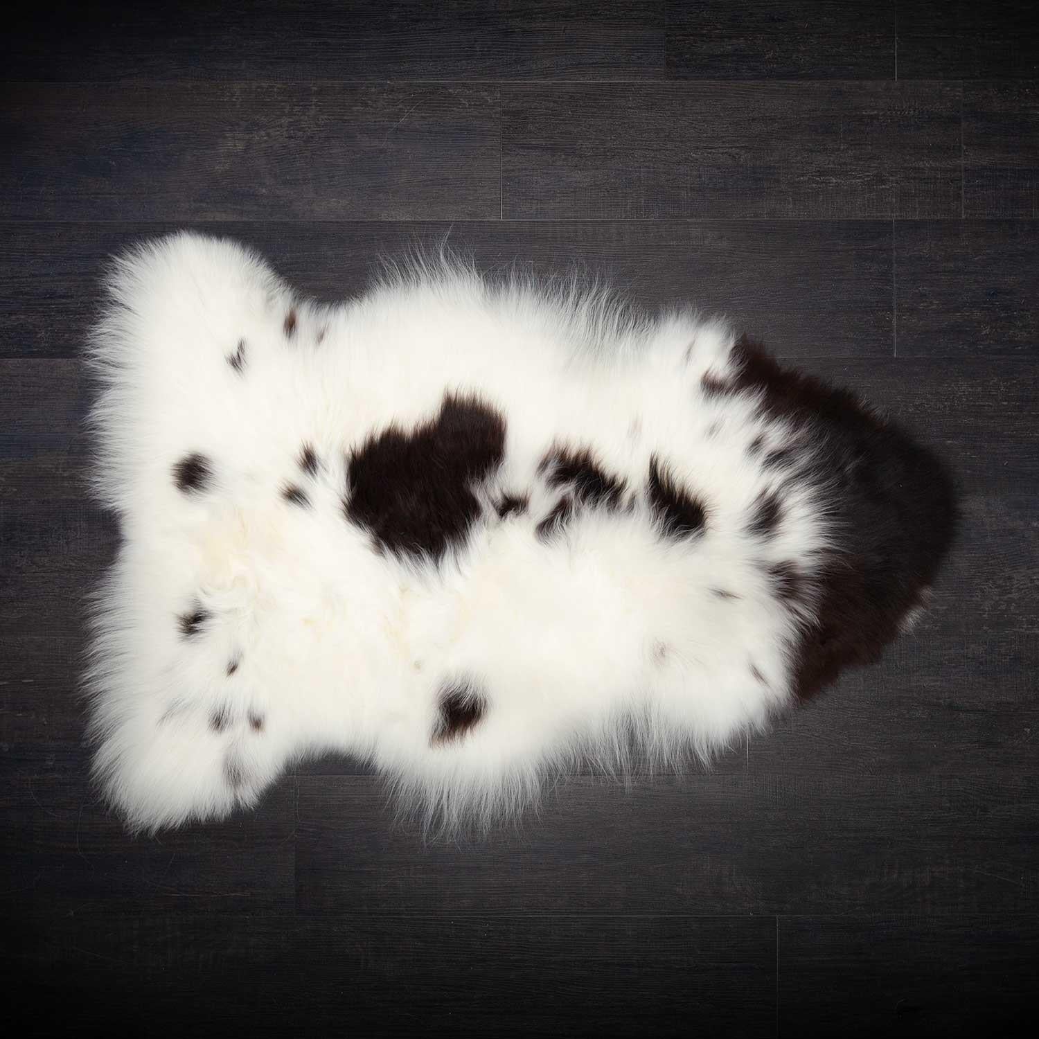 Himalayan Natural Black & White Sheepskin