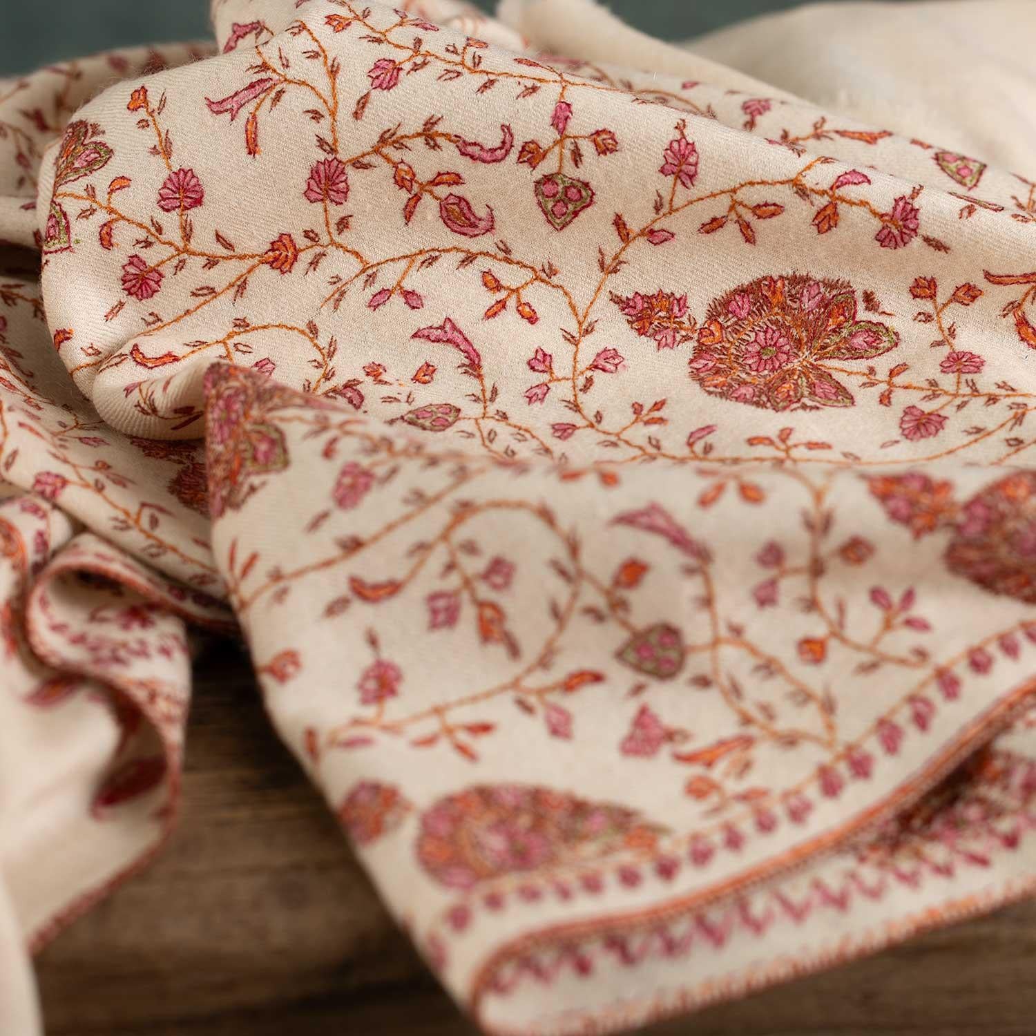 Hand Embroidered Jamawar Shawl Mutmeen