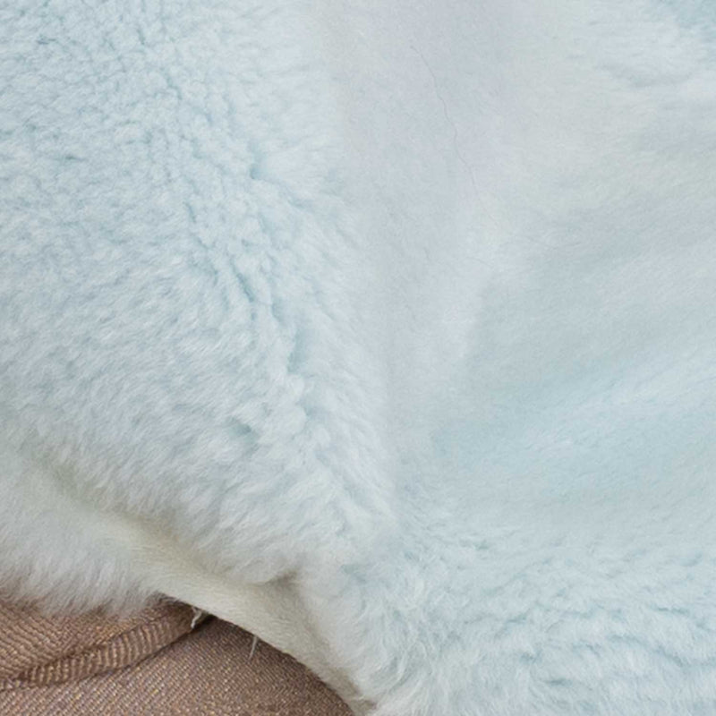 Exclusive Sheepskin Throw Powder Blue