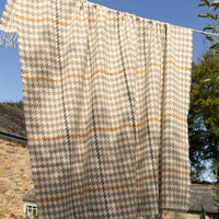 Glenmore Houndstooth Throw Sand