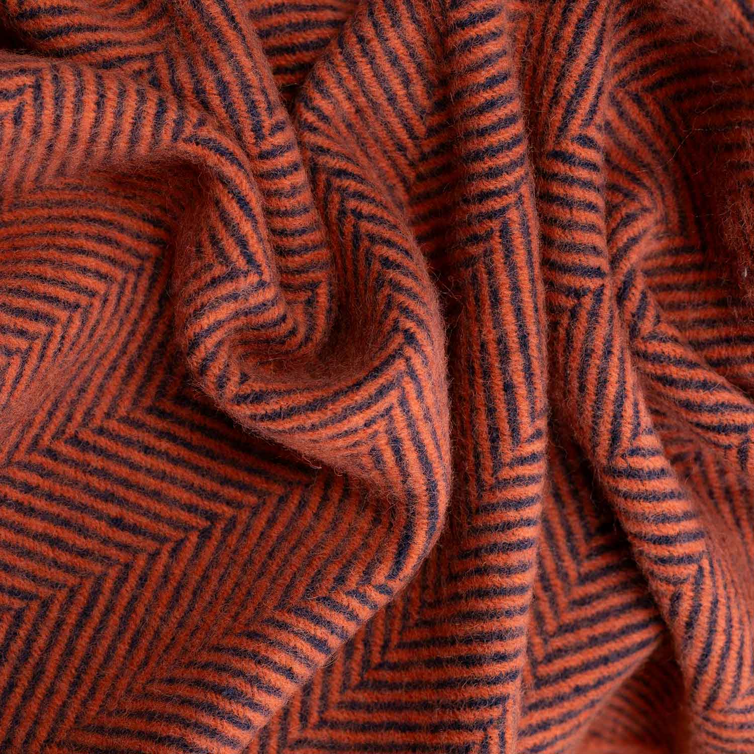 Pure New Wool Herringbone Knee Rug Coral & Navy