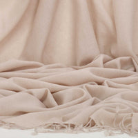 Luxury cashmere pashmina shawl in a soft light beige colourway and finished with hand-twisted tassels. 100% Hand-spun 'A Grade' Cashmere.