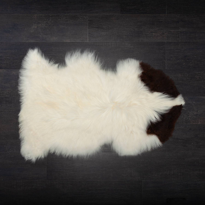 Himalayan Natural Piebald Sheepskin