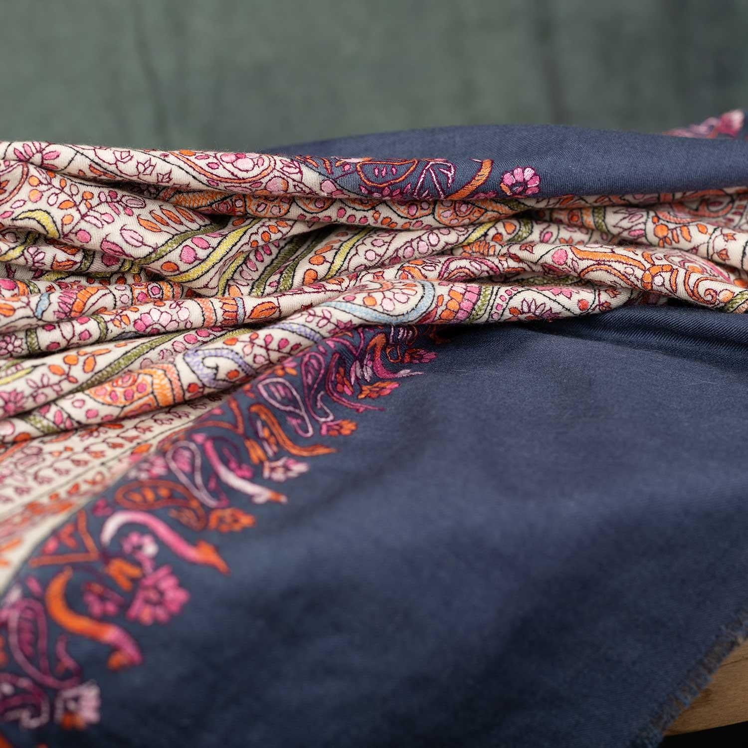 Mahroon Sozni Jamawar Pashmina Tantric