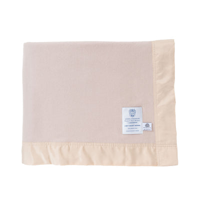Lightweight & soft, British wool blankets in 2 colours.230 gsm100% pure new wool, satin style binding on all edges