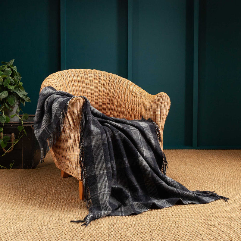 100% pure new wool medium weight knee rug in graphite grey plaid checks top-quality, warm and cosy