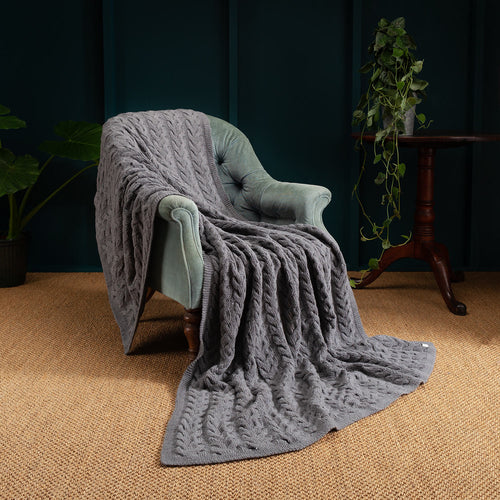 Knitted Cashmere Cable Throw Grey