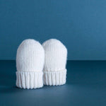 100% cashmere ivory 4-piece gift set super-soft & luxurious made in Scotland top-quality blanket pom-pom hat booties mittens