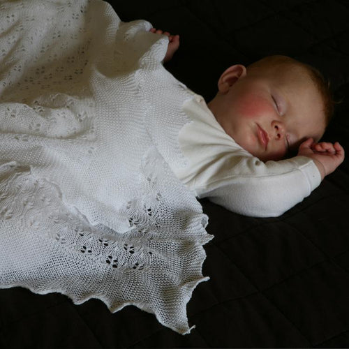 100% softest cotton pure white pretty design scalloped edge baby christening shawl large size made in England top-quality 