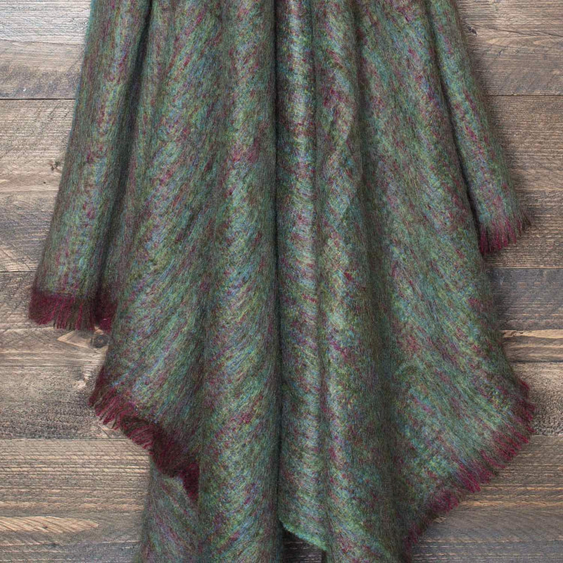 Super-soft, thick mohair throw in rich dark purple & green with a hint of turquoise blue top quality warm & light & cosy 
