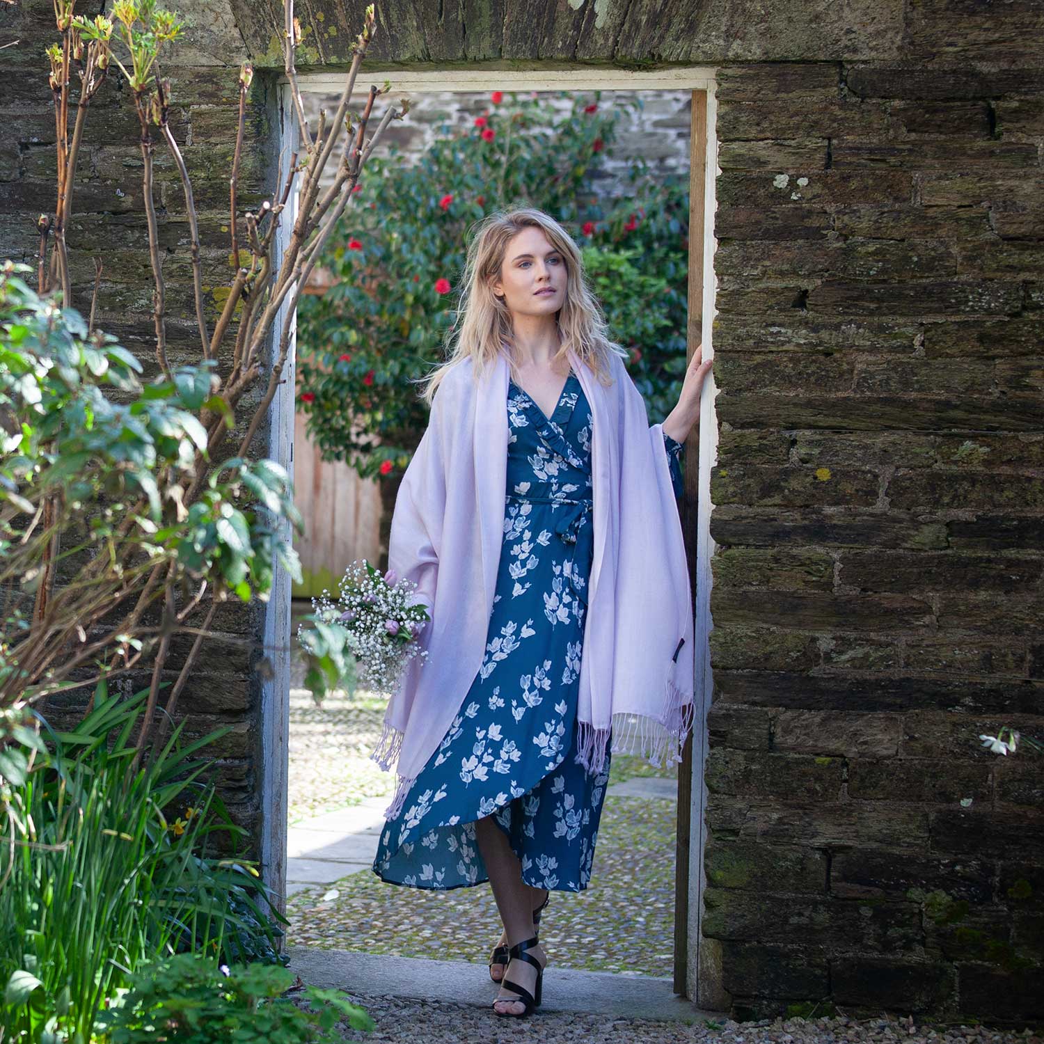 Lilac Pashmina Shawl | Cashmere Wrap | The Wool Company