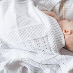100% softest cotton knitted pure white baby blanket cosy & perfect for all seasons top-quality gorgeous intricate pattern
