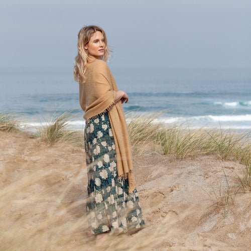 100% soft knitted cashmere shawl in fudge tones with a short scallop fringe unique design lightweight & warm top-quality 
